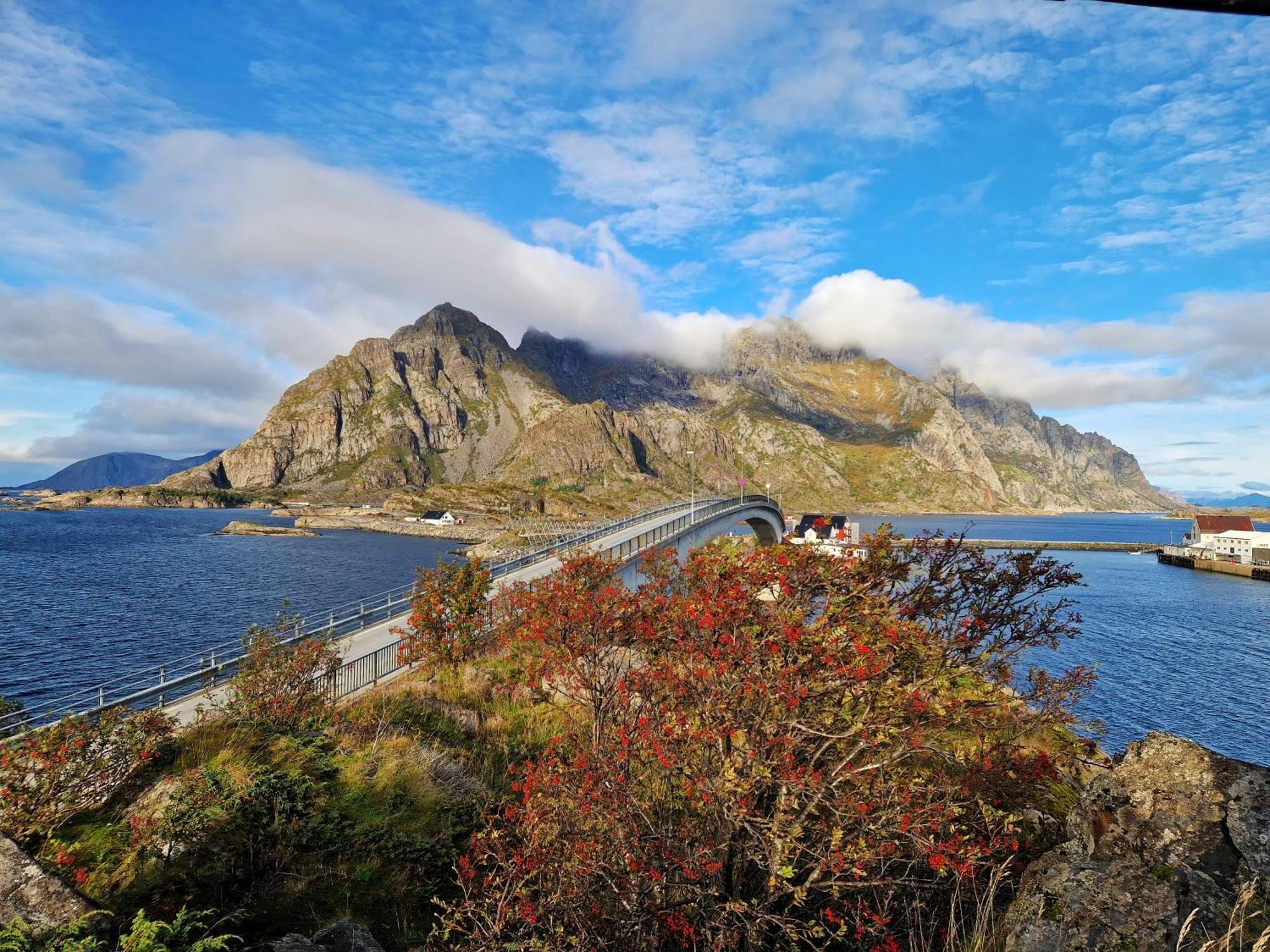 Seafront Apartment Henningsvaer Exterior photo