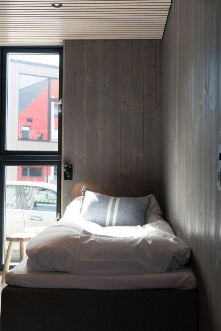 Seafront Apartment Henningsvaer Exterior photo