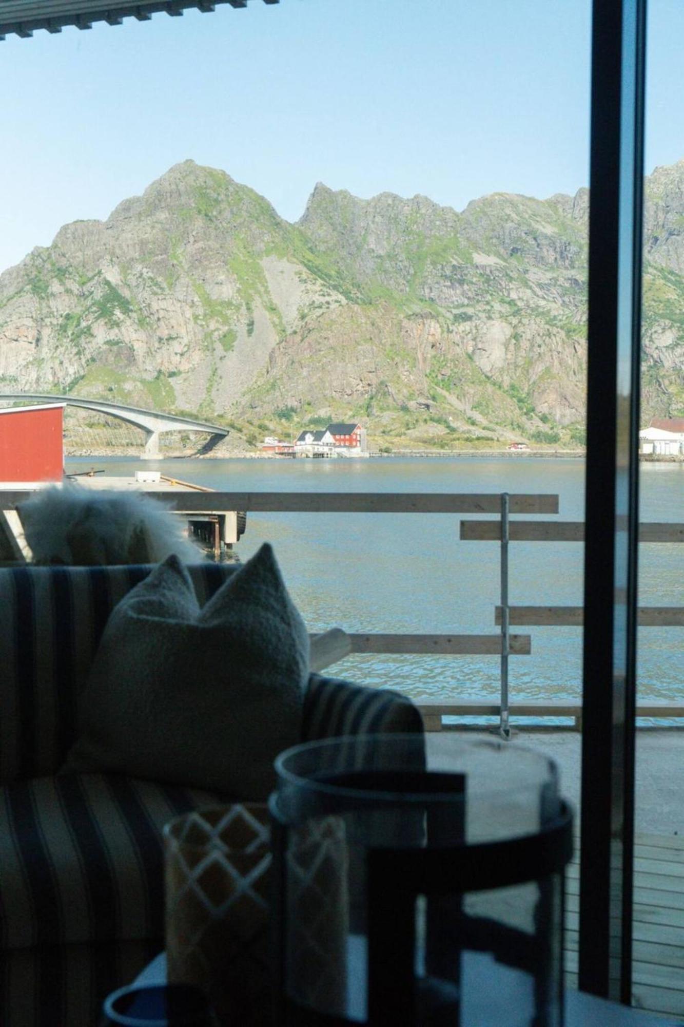 Seafront Apartment Henningsvaer Exterior photo